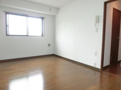 ソレール猿江の居間・リビング