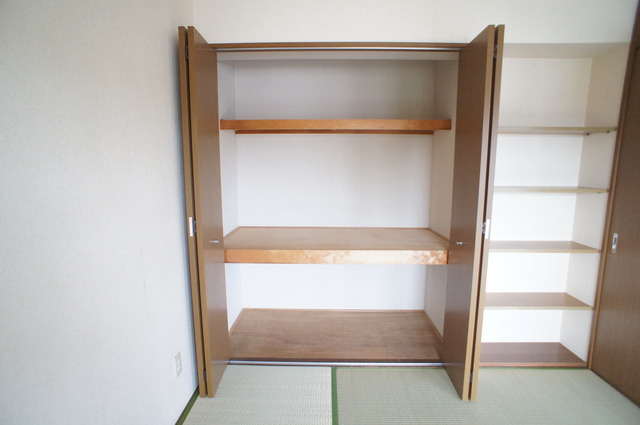 サンシャインパレスの収納