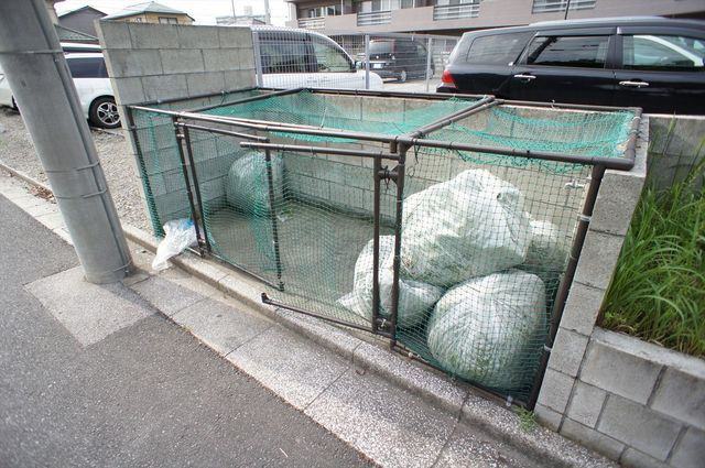 サンシャインパレスのその他共用部分|敷地内ゴミステーション