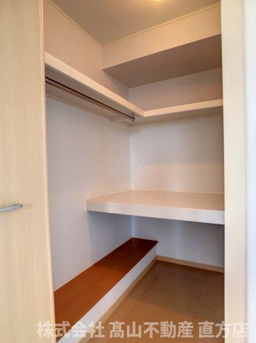 エテルノ　フェリーチェⅠの収納