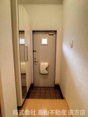 エテルノ　フェリーチェⅠの玄関