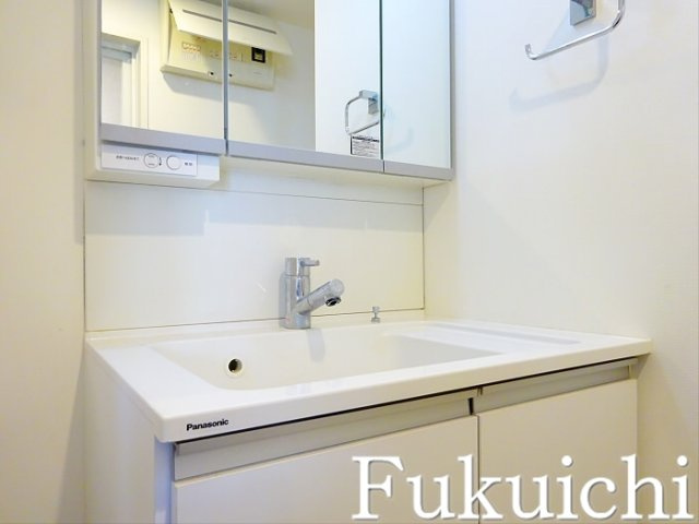 ガーデンヒルズ柿ノ木坂の洗面所