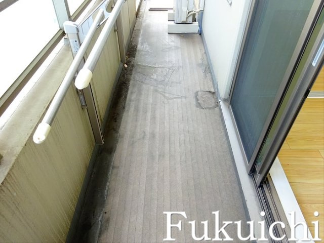 ガーデンヒルズ柿ノ木坂のバルコニー