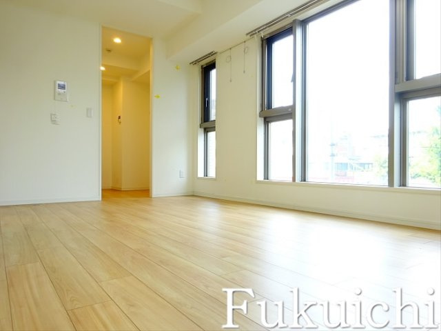 ガーデンヒルズ柿ノ木坂の居間・リビング