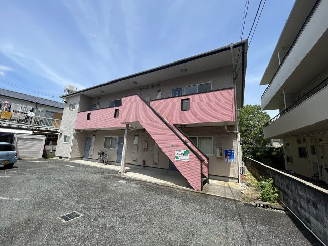 ピンクの外観が特徴的♪