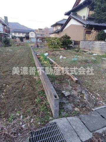 ６６５８８　岐阜市日野西２丁目土地の外観