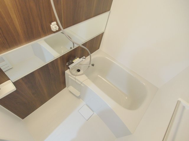 フォレスト青崎の浴室