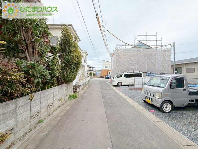 日立市東多賀町3期　新築戸建　1号棟の前面道路含む現地写真