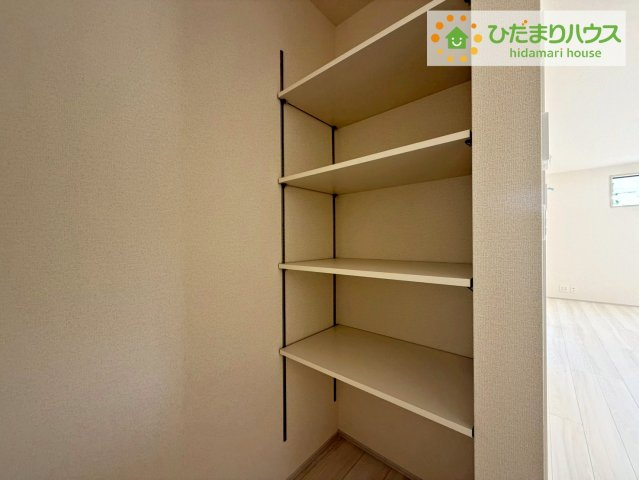 日立市東多賀町3期　新築戸建　1号棟の収納|備え付け収納で、スッキリお片付け！