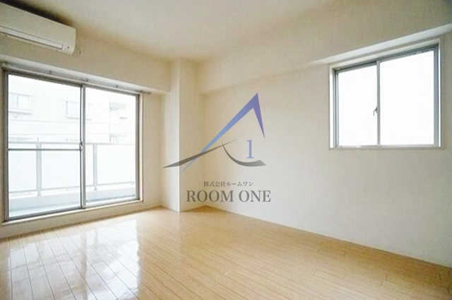 フェニックスⅡ・アムス亀戸の居間・リビング|洋室のお部屋です。