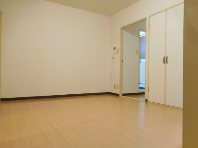 大川マンションの居間・リビング