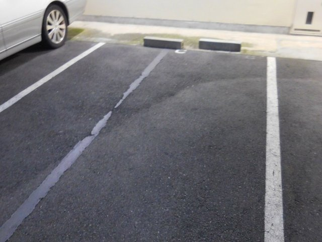 大川マンションの駐車場
