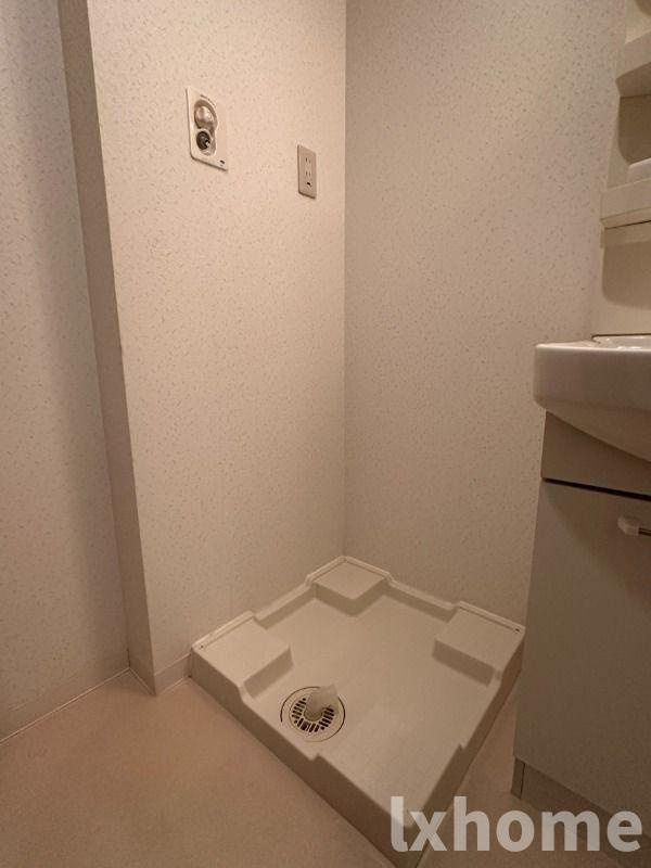 ﾆｭｰｻﾝﾗｲｽﾞ南春日丘の洗面所|脱衣スペースもあります