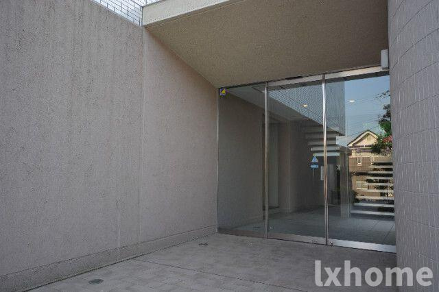 ﾆｭｰｻﾝﾗｲｽﾞ南春日丘のエントランス|落ち着いたエントランスです