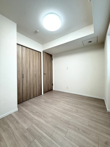 サーム北七条の洋室