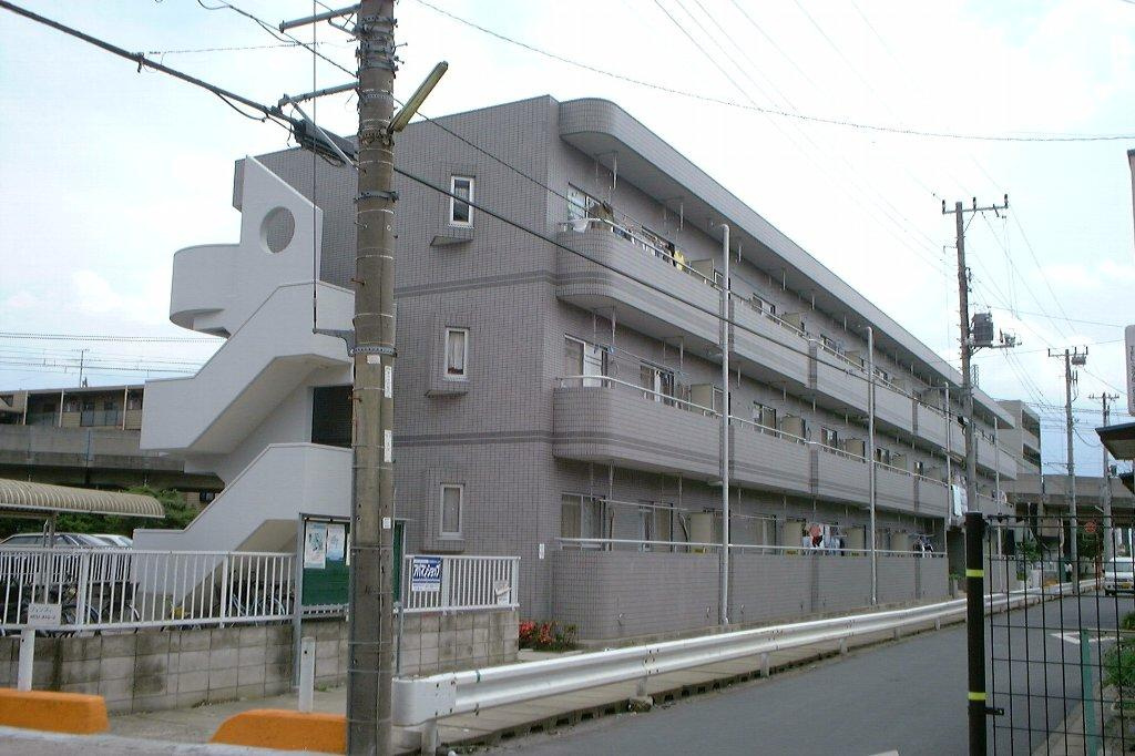 クレール市川の外観