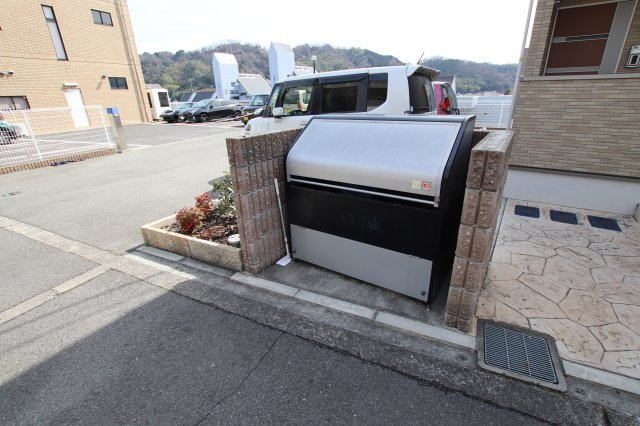 【その他共用部分】 | エアリーヒル原町 | 敷地内ゴミ捨場