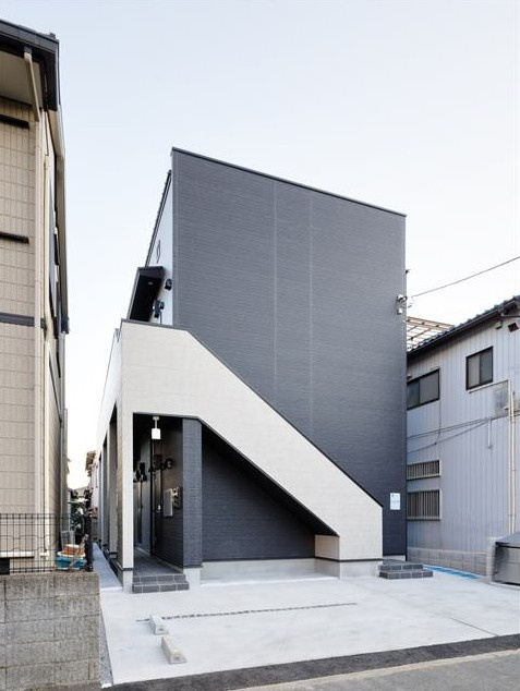 草加市松江１丁目のアパート