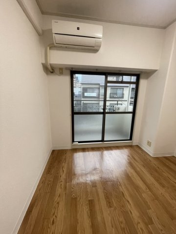 セントラルプラザ六甲の居間・リビング|使いやすいリビングです