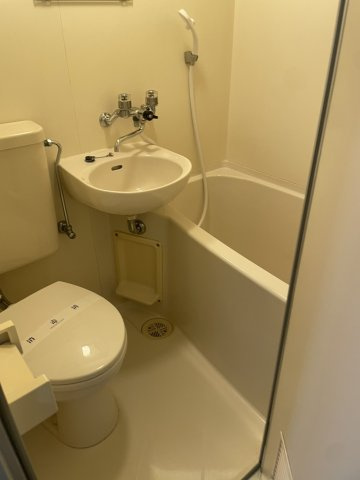 セントラルプラザ六甲の浴室|落ち着いた空間のお風呂です