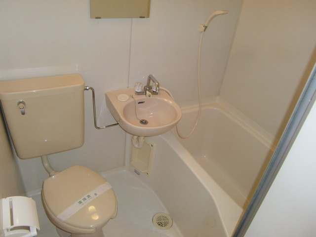 セントラルプラザ六甲の浴室|ゆったり過ごせるお風呂です