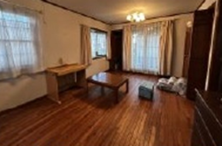 中古戸建　深谷市西島12-17（期間限定現況販売）の居間・リビング