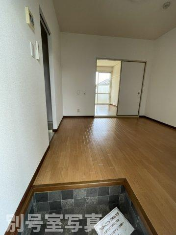 コートビレッジ藤山台の玄関
