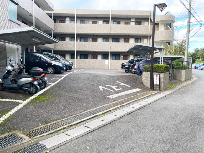 【駐車場】 | □■ライオンズマンション本厚木第2■□