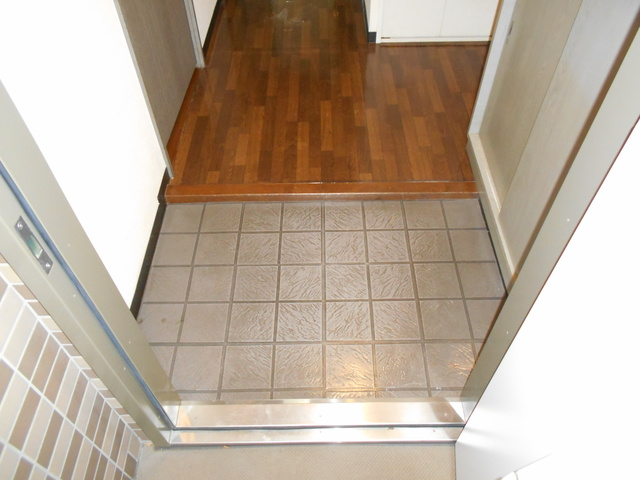 鵜野森グリーンヒルズの玄関