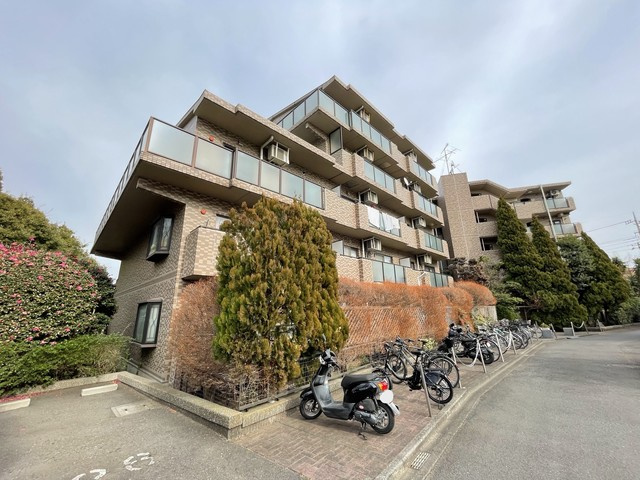 鵜野森グリーンヒルズの外観