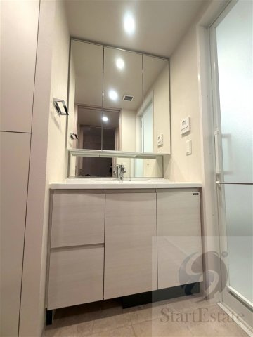 【独立洗面台】の画像