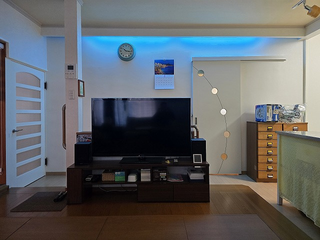 旭天神町　中古戸建の居間・リビング|母屋：1F14.1LDK