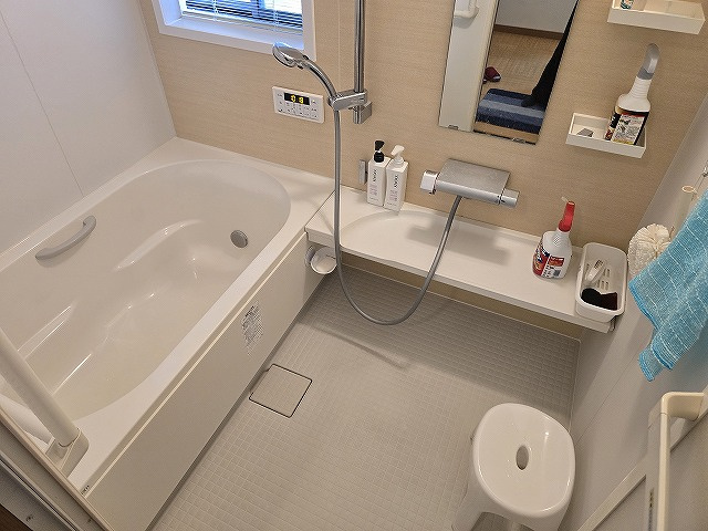 旭天神町　中古戸建の浴室|母屋