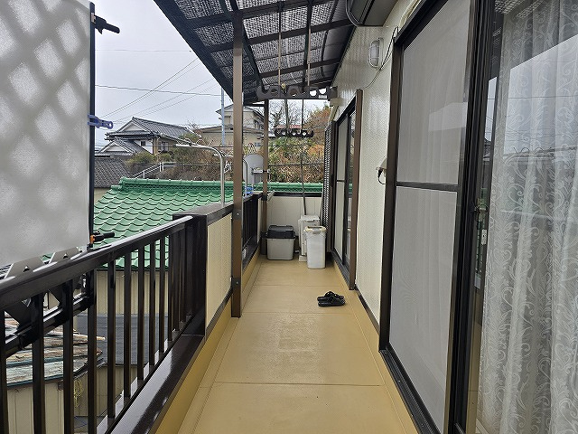 旭天神町　中古戸建のバルコニー|母屋