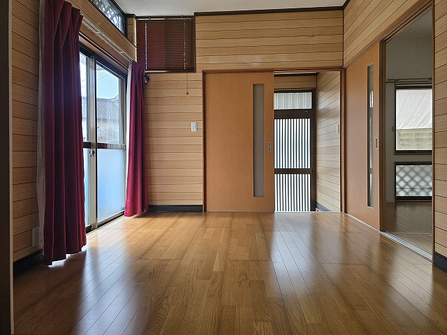 旭天神町　中古戸建のキッチン|離れ：8DK