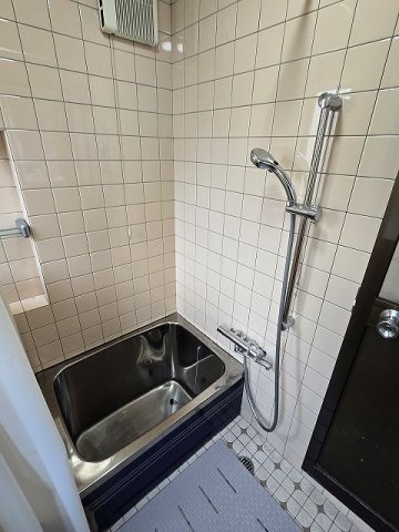 旭天神町　中古戸建の浴室