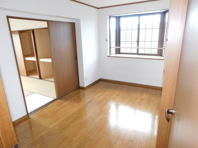 【洋室】 | ユーミーひさえだC