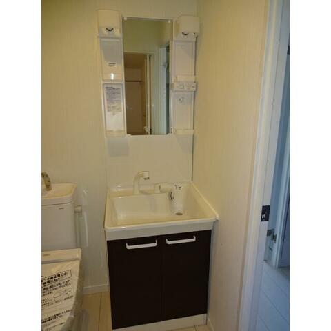 山手ビューハイムの洗面所|人気の独立洗面台♪