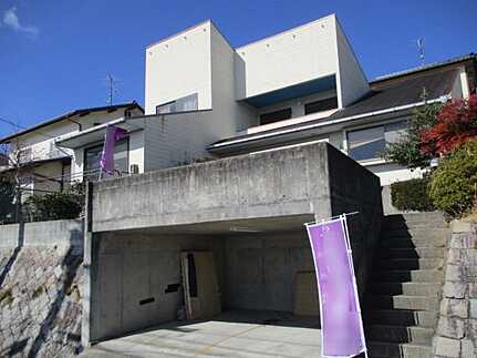 広島市佐伯区観音台1丁目　中古一戸建て(JS)の駐車場