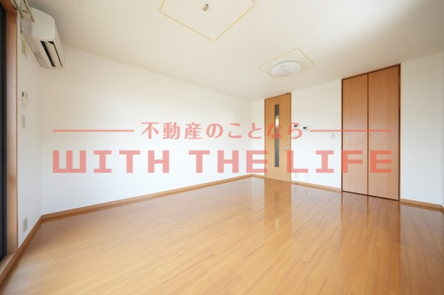 ファランドール（Ｆａｒａｎｄｏｌｅ）【キャッシュバック対象物件】の居間・リビング|使いやすい居間です