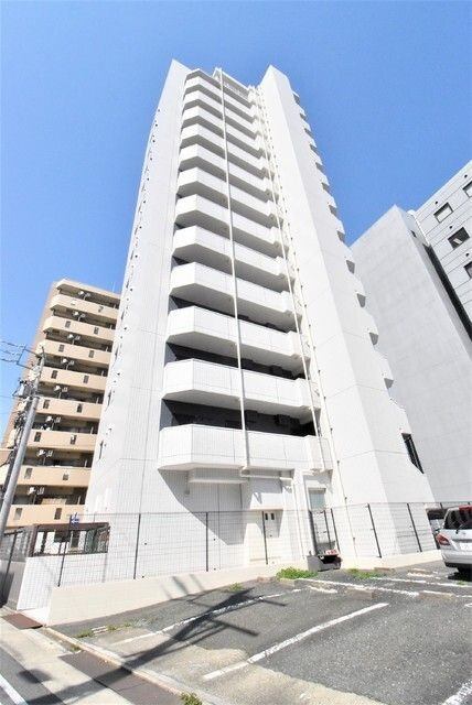 カレント今池の外観