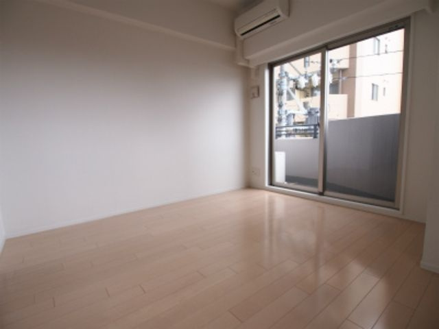 カレント今池の内装