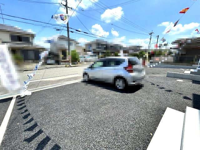 三木市緑が丘町中第１－2号棟の駐車場