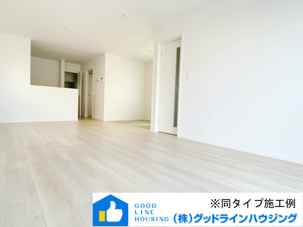 三木市緑が丘町中第１－2号棟の居間・リビング