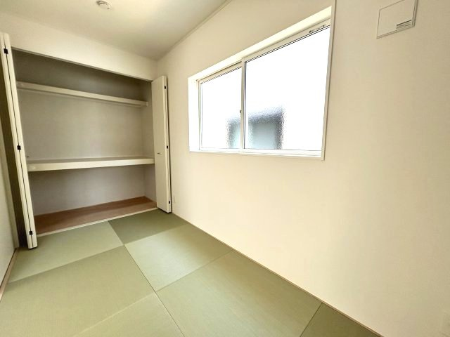三木市緑が丘町中第１－2号棟の和室