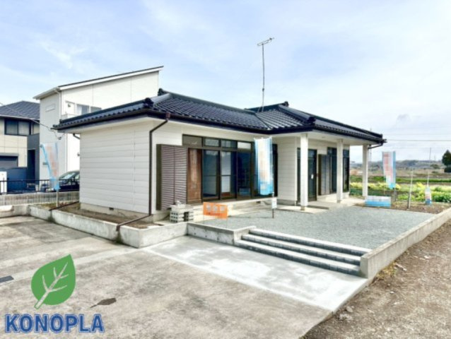 【中古戸建】太田市鳥山上町の外観|■外観｜庭付き一戸建てならお子様やペットが走り回っても大丈夫！伸び伸びと遊び、過ごすことができます♪