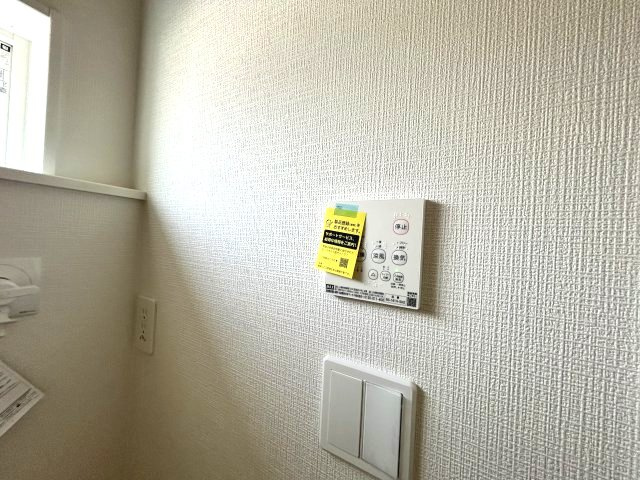 三木市緑が丘町中第１－3号棟の防犯設備