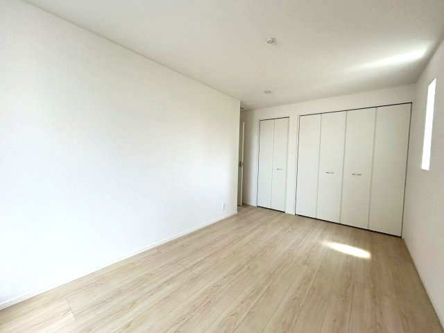三木市緑が丘町中第１－3号棟の洋室