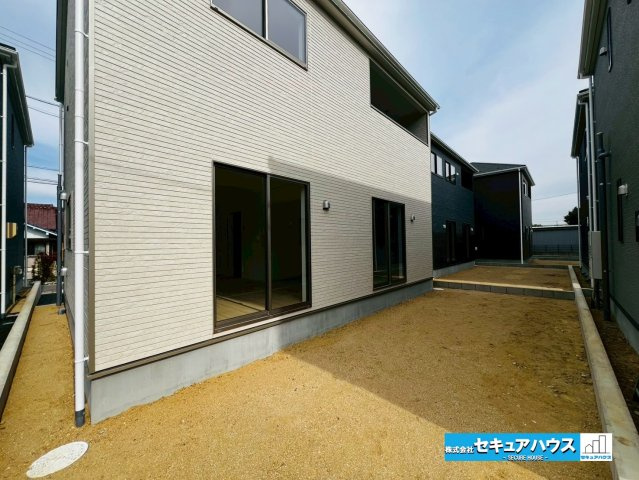 【今からご案内可能】みよし市福田町屋敷浦　全7棟の庭|【庭】（4号棟）
◆広々としたお庭スペースがございます。芝生を敷いたり、ウッドデッキを設置することも可能です♪オプション工事もお任せ下さい！！！　　　　　　　　　　　　　　　　　　　　　　　　　　　　