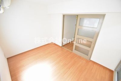 【居間・リビング】 | ロータリーマンション布施南